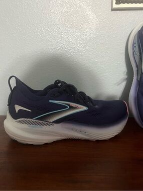 Brooks Women’s Navy Running Shoes with Light Blue & Pink Accents